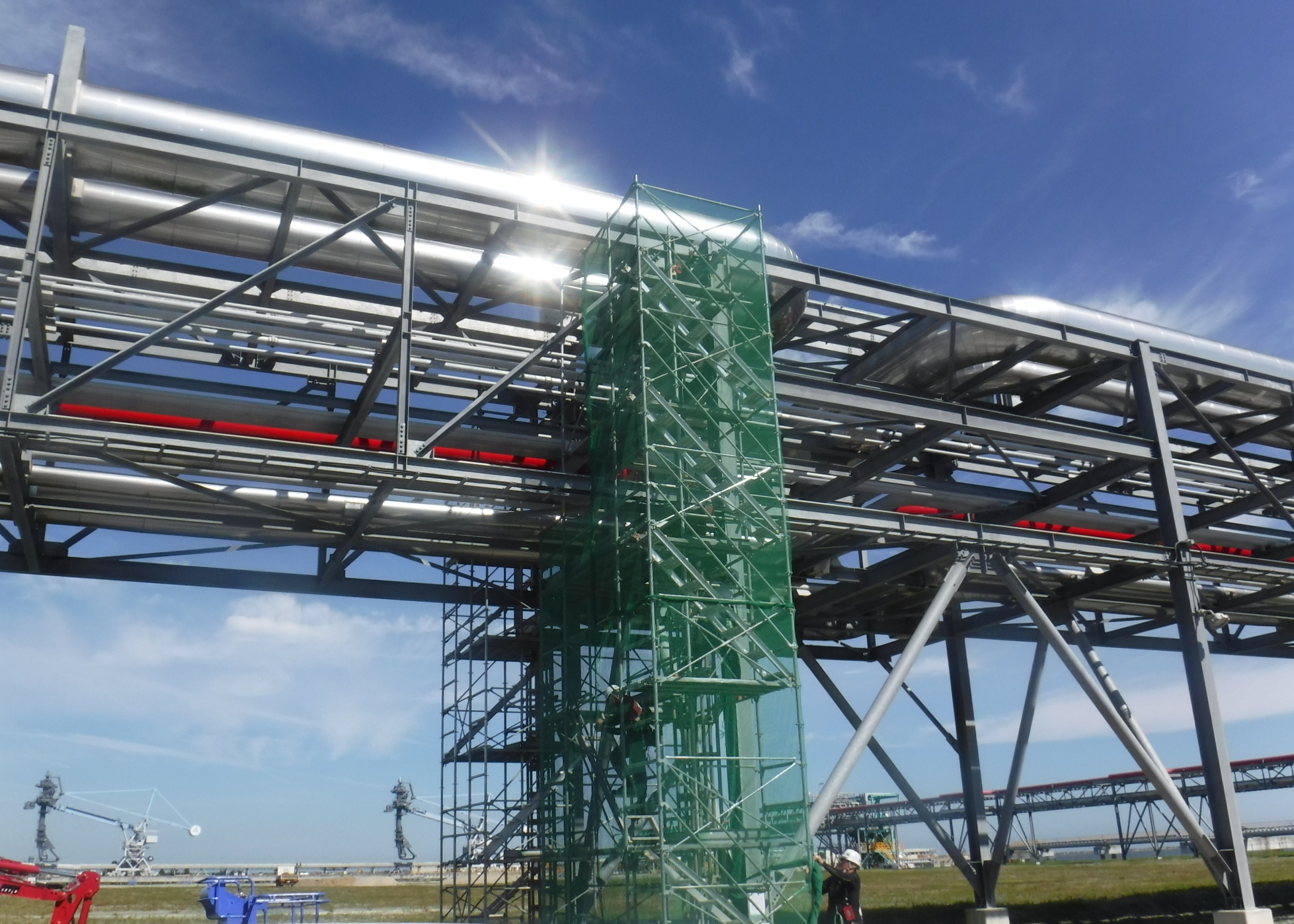 設備配管ラック復旧工事 | 施工事例 | 間瀬建設株式会社